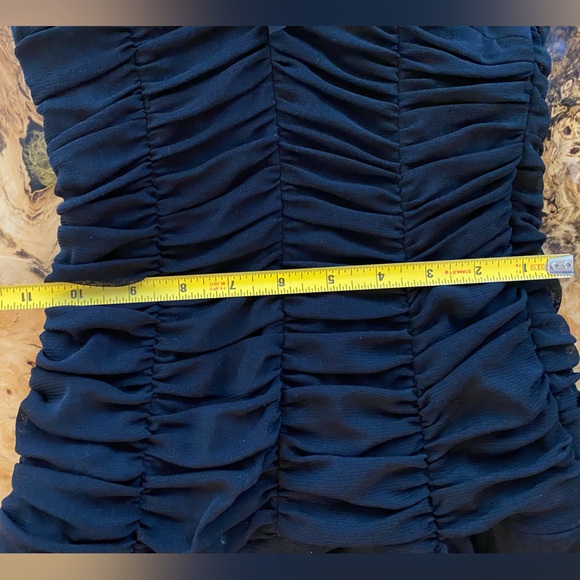 Cache| Size 4| Beautiful black dress| Great Condition - Picture 8 of 10